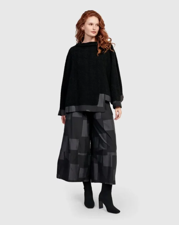 Alembika. Urban Zora Pullover Top.