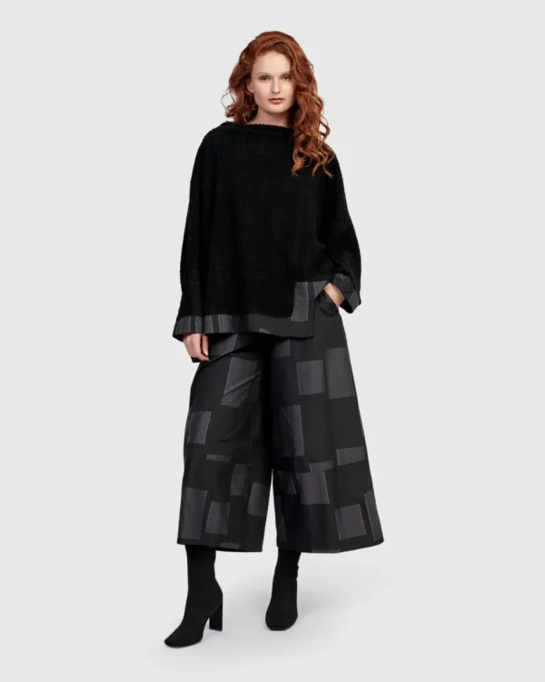 Alembika. Urban Zora Pullover Top.