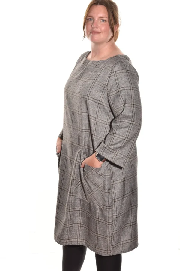 Chalet et Ceci. Fefe Dress.