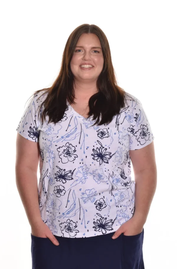 Cotton Lani. V-Neck Tee.