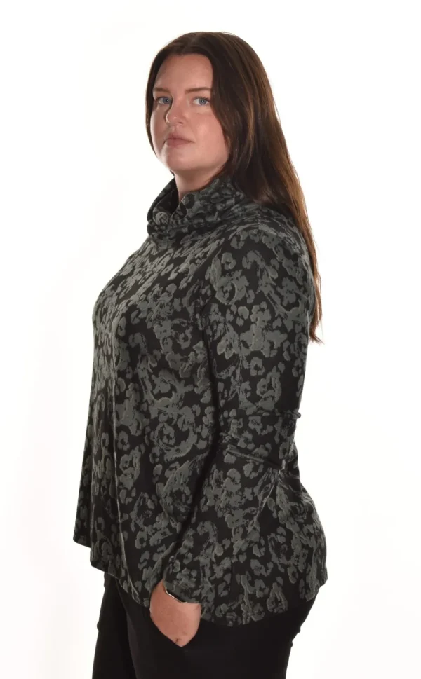 Cut Loose. Cowl Neck Pullover.