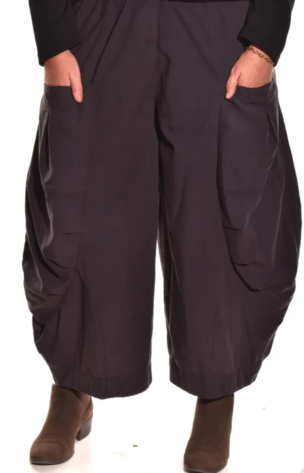 Eleven Stitch Design By Gerties. Double Pocket Pant.