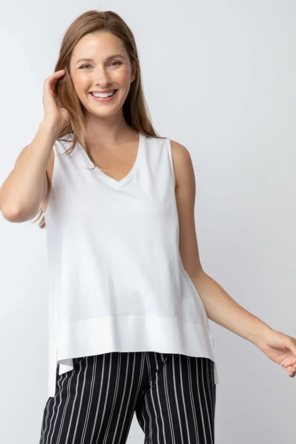 Habitat. Deep Hem V-Neck Tank.