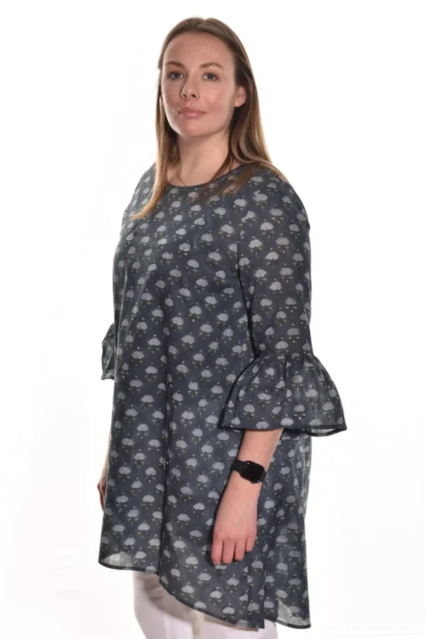 Lea. Ruffle Sleeve Tunic.