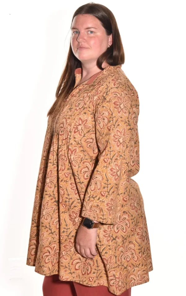 Lea. The Pintuck Tunic With Kalamkari Handblock Print in Organic Cotton.