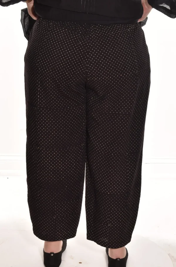 Lea. Wide Leg Flood Pant In Cotton Slub.