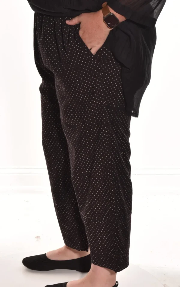 Lea. Wide Leg Flood Pant In Cotton Slub.