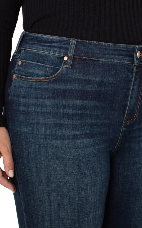 Liverpool Jeans. Stride Hi-Rise Crop With Wide Cut Hem.