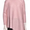 Vanite Couture. Angled Three Quarter Sleeve Scoopneck Top.